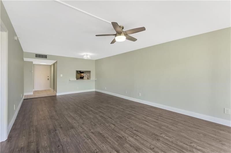 7080 Environ Boulevard, Unit 522, Lauderhill, FL 33319 Photo