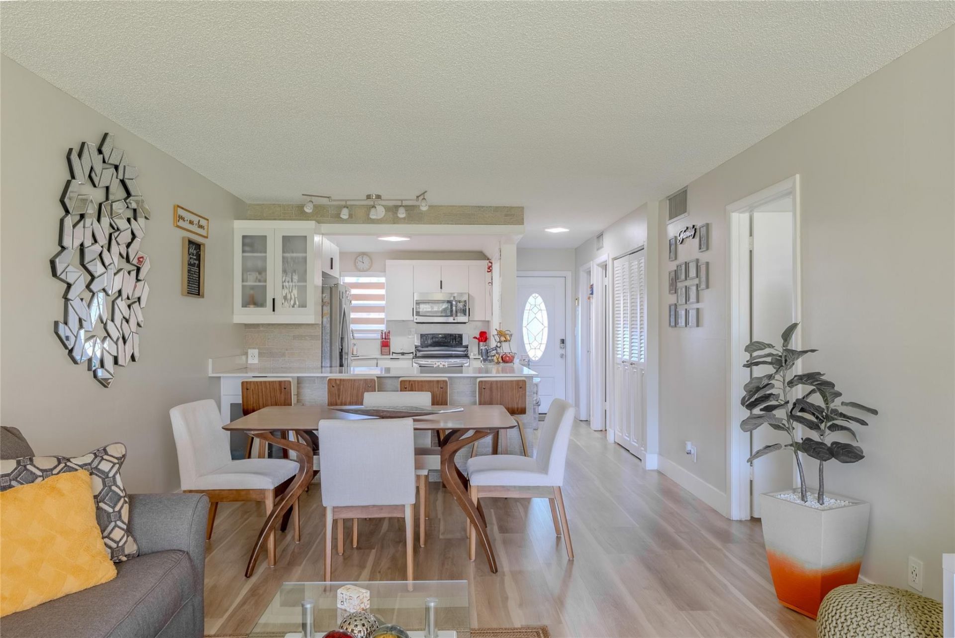 8900 Washington Boulevard, Unit 115, Pembroke Pines, FL 33025 Photo