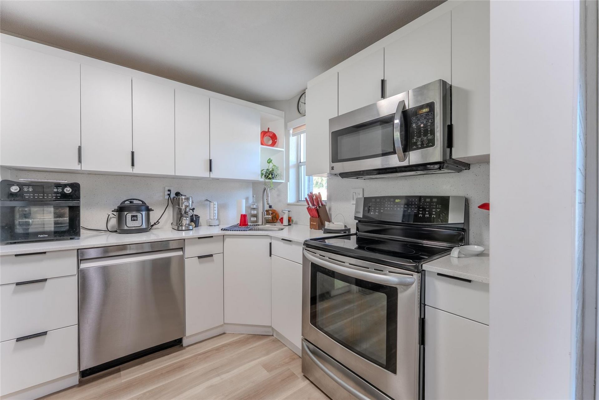 8900 Washington Boulevard, Unit 115, Pembroke Pines, FL 33025 Photo