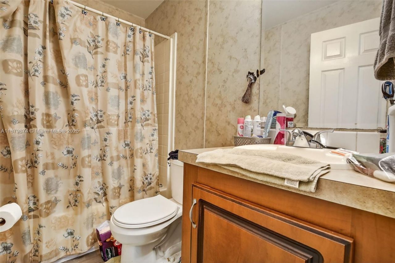 21651 NW 3rd St, Pembroke Pines, FL 33029 Photo