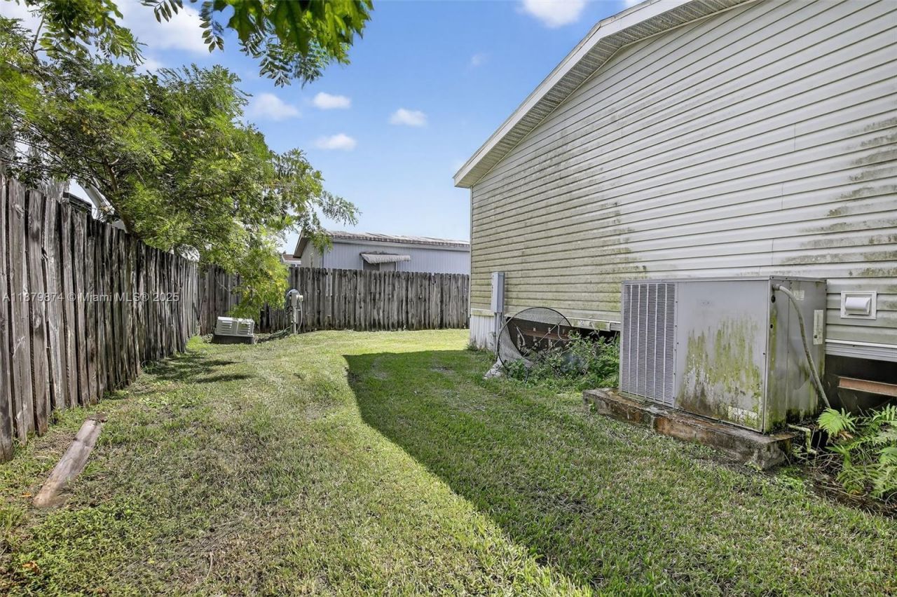 21651 NW 3rd St, Pembroke Pines, FL 33029 Photo