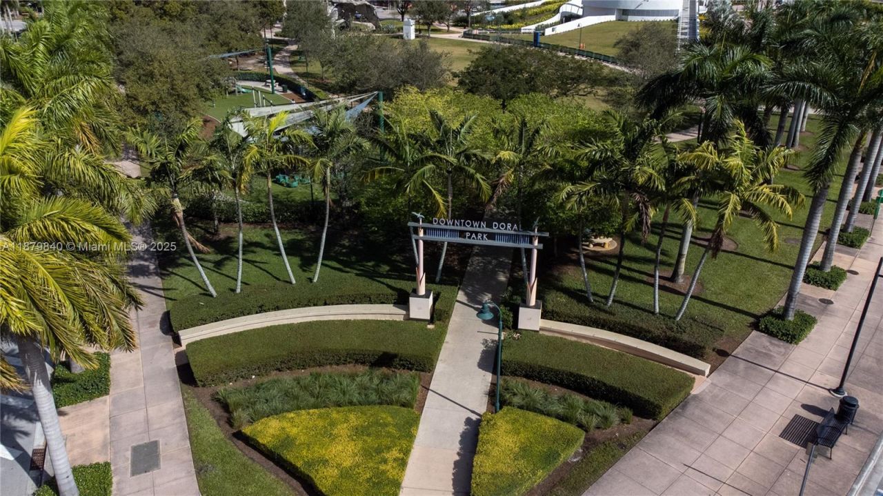 8001 NW 41st St, Unit F-208, Doral, FL 33166 Photo