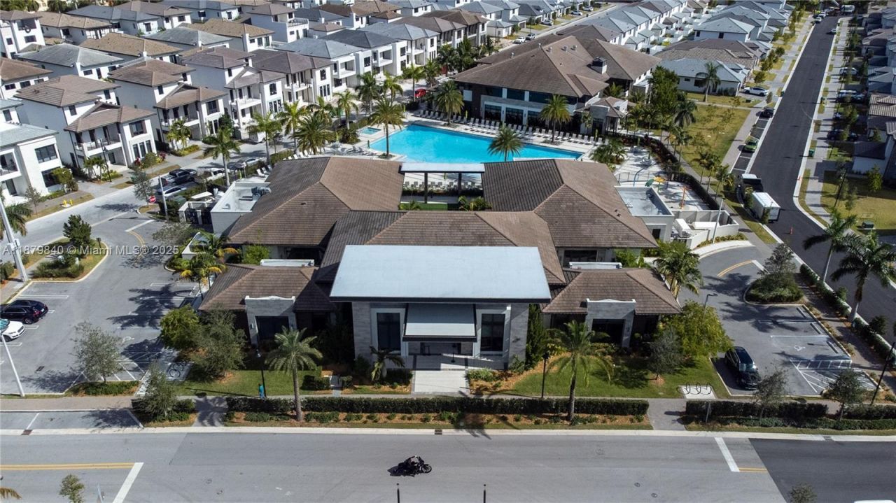 8001 NW 41st St, Unit F-208, Doral, FL 33166 Photo