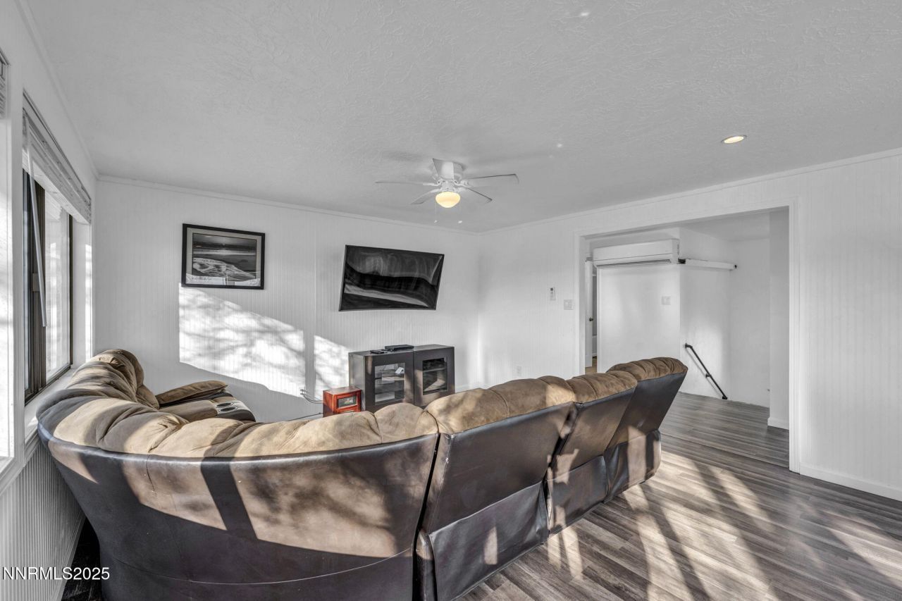 2 Newcombe Avenue, Yerington, NV 89447 Photo