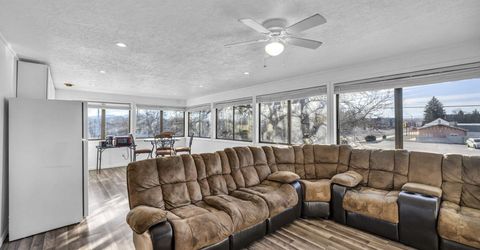 2 Newcombe Avenue, Yerington, NV 89447 Photo