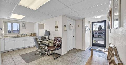 2 Newcombe Avenue, Yerington, NV 89447 Photo