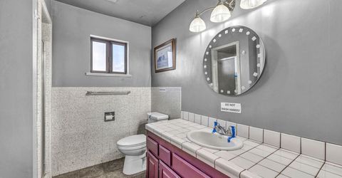 2 Newcombe Avenue, Yerington, NV 89447 Photo