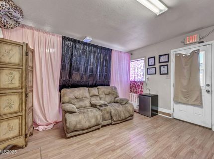 2 Newcombe Avenue, Yerington, NV 89447 Photo