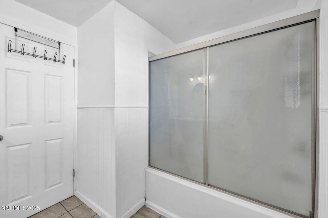 2 Newcombe Avenue, Yerington, NV 89447 Photo