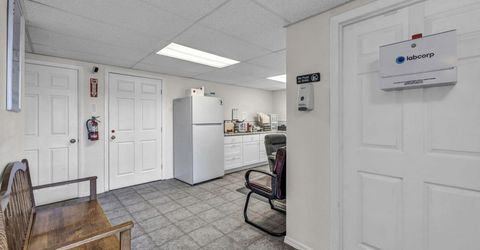 2 Newcombe Avenue, Yerington, NV 89447 Photo