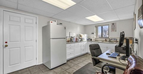 2 Newcombe Avenue, Yerington, NV 89447 Photo