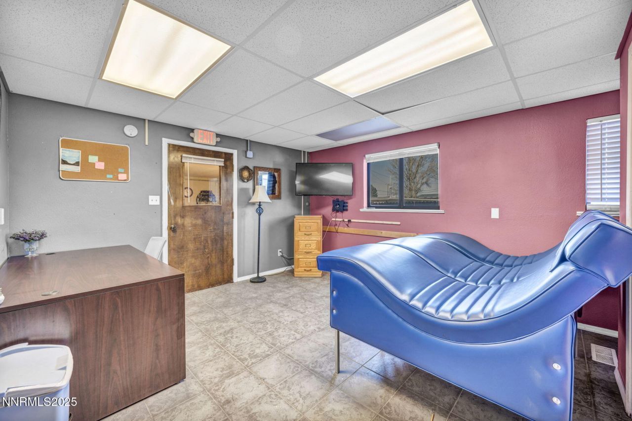 2 Newcombe Avenue, Yerington, NV 89447 Photo