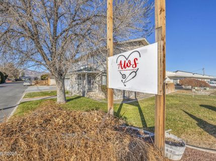 2 Newcombe Avenue, Yerington, NV 89447 Photo