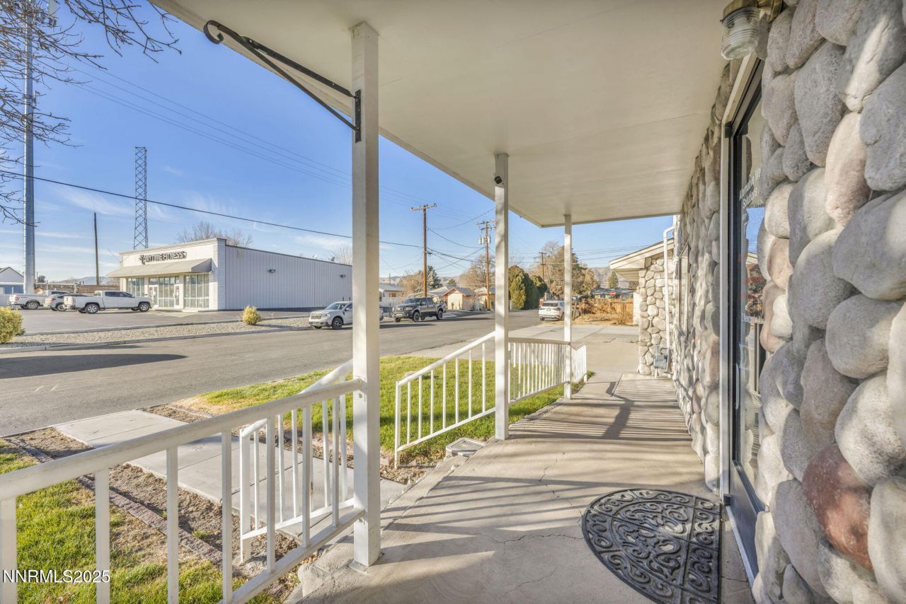 2 Newcombe Avenue, Yerington, NV 89447 Photo