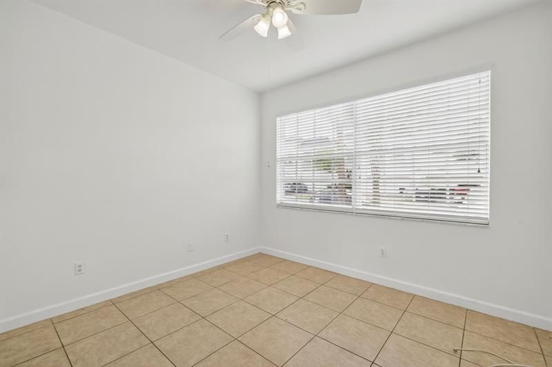 7029 Ambrosia Lane, Unit 606, Naples, FL 34119 Photo
