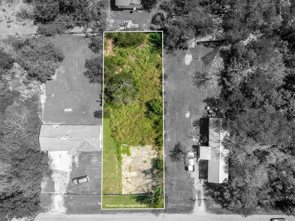 219 Oakdale Drive, Elm Mott, TX 76640