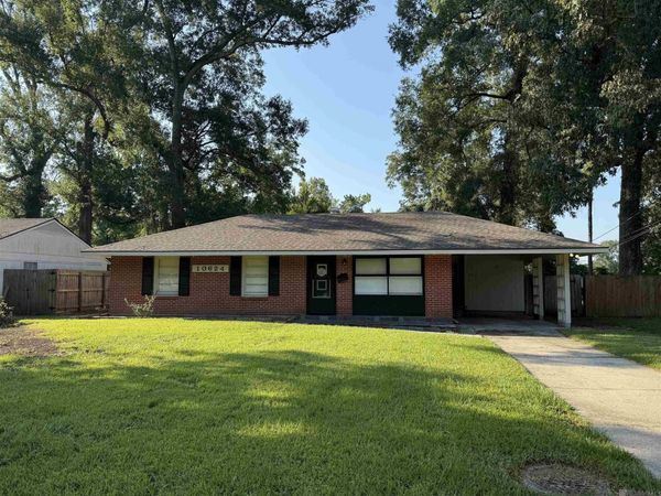 10624 N Harvey Dr, Baton Rouge, LA 70815