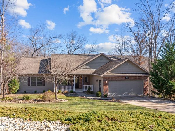 15 Chatham Court, Fairfield Glade, TN 38558