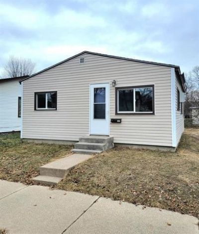 2006 Prospect Street, La Crosse, WI 54603 Main Photo