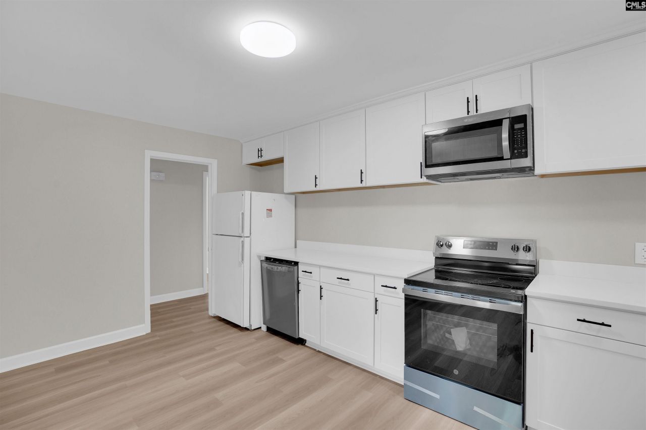 2135 Mockingbird Road Photo 10