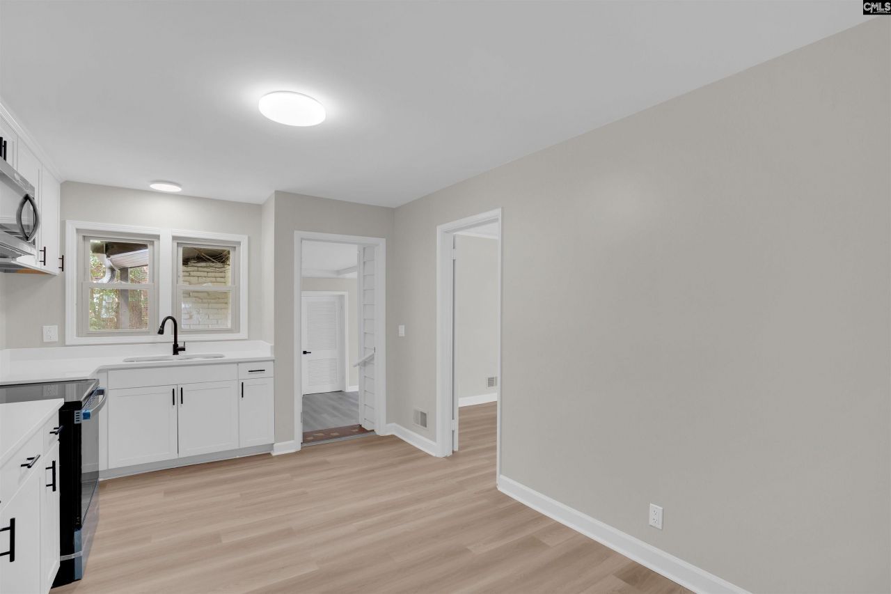 2135 Mockingbird Road Photo 11