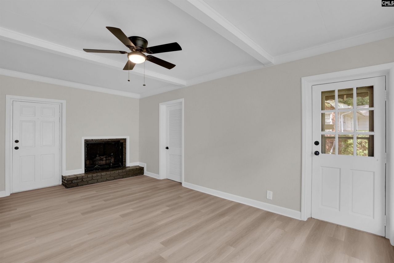 2135 Mockingbird Road Photo 13