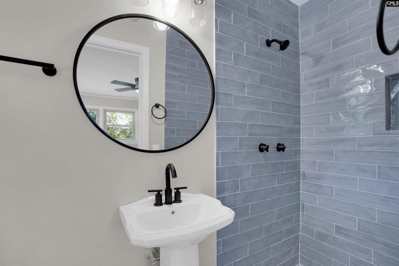 2135 Mockingbird Road Photo 18