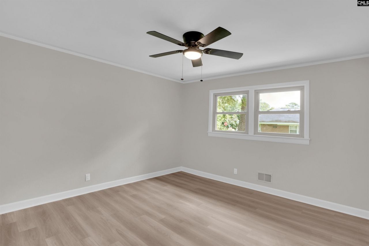 2135 Mockingbird Road Photo 22