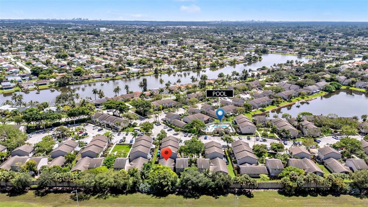 3891 NW 122nd Ter, Sunrise, FL 33323 Photo