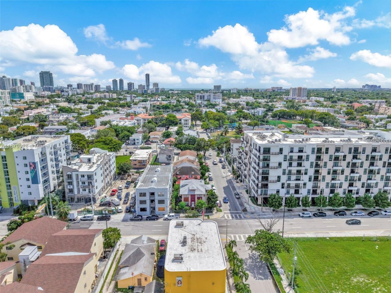 676 & 119 SW 1st St, Miami, FL 33130 Photo