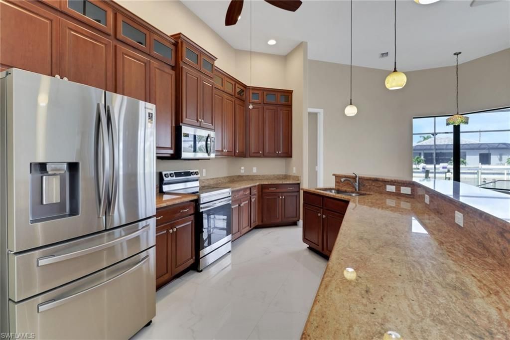 1911 SW 47th St, Cape Coral, FL 33914 Photo