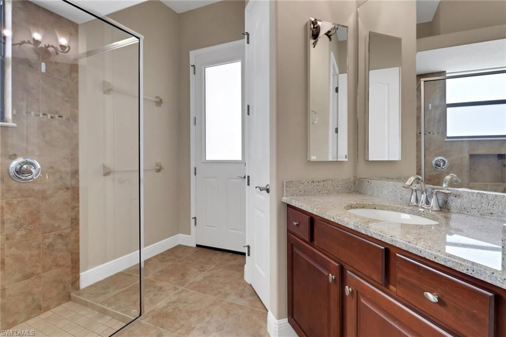 1911 SW 47th St, Cape Coral, FL 33914 Photo