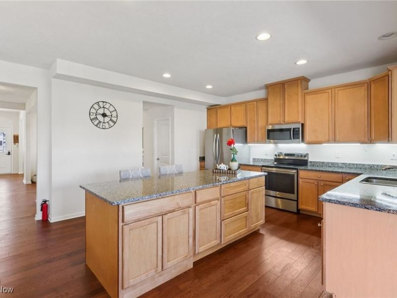 818 Hilliary Lane, Aurora, OH 44202 Photo 11