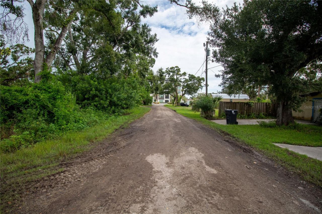 8405 Louisiana Street, Sarasota, FL 34243 Photo