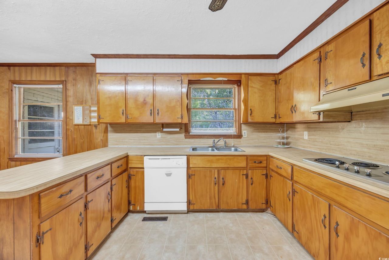 40 W Balsam St. Photo 10