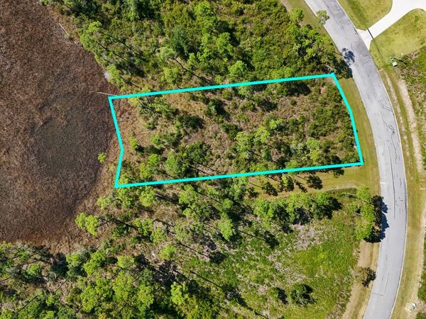 709 Island Court, Panama City, FL 32404