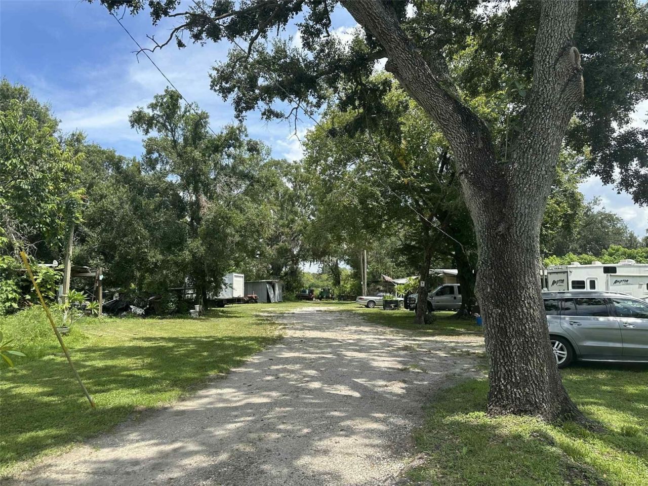 5505 Maple Lane, Tampa, FL 33610 Photo