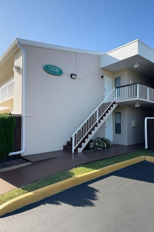 13781 SW 66th St, Unit 221B, Miami, FL 33183 Photo