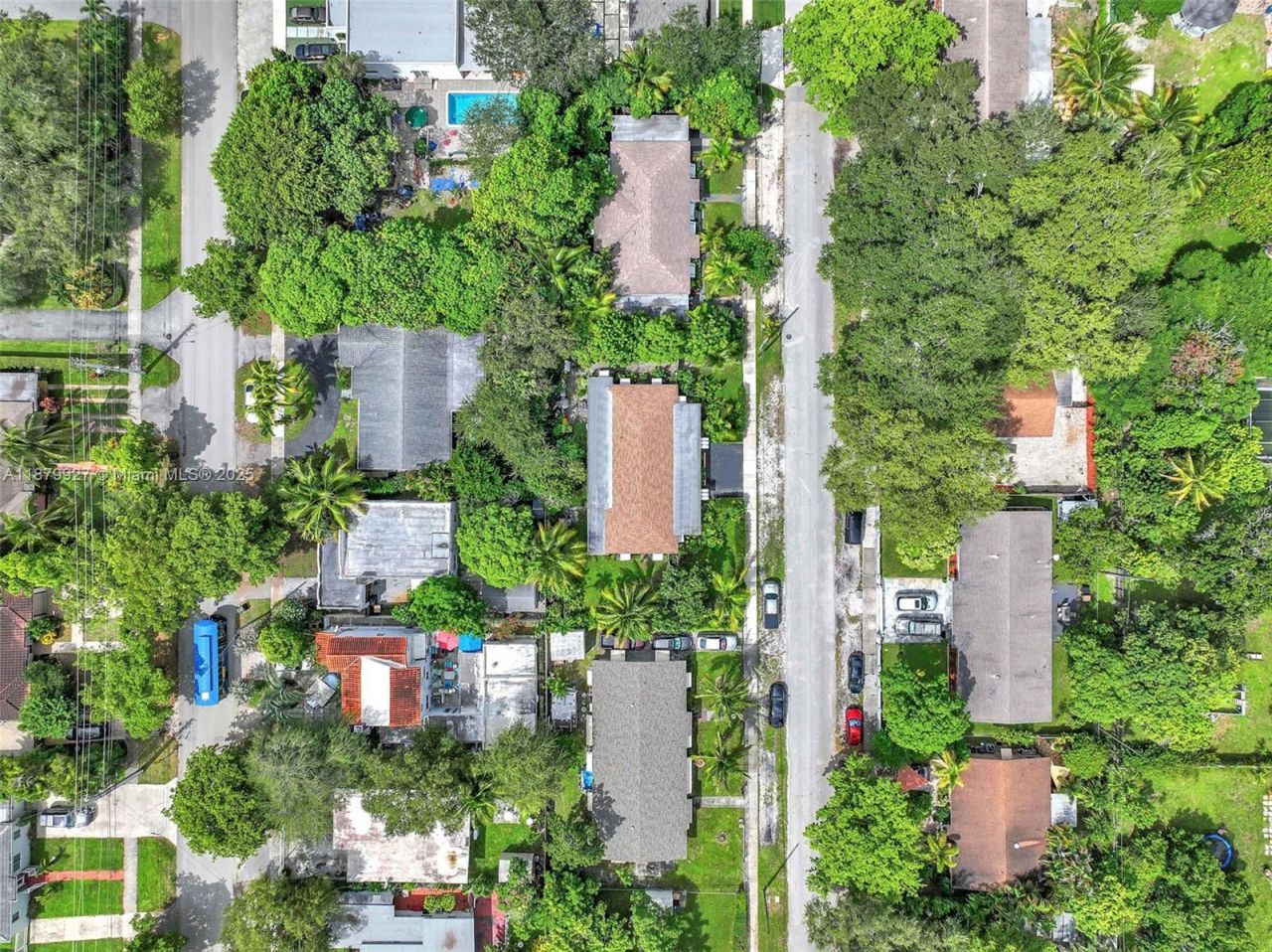 460 NE 132nd St, North Miami, FL 33161 Photo