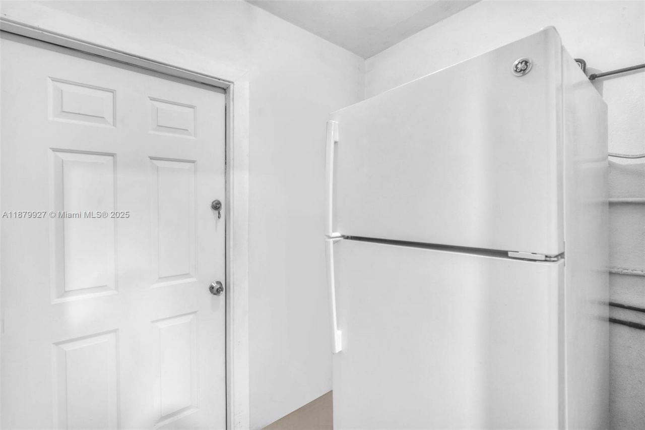 460 NE 132nd St, North Miami, FL 33161 Photo