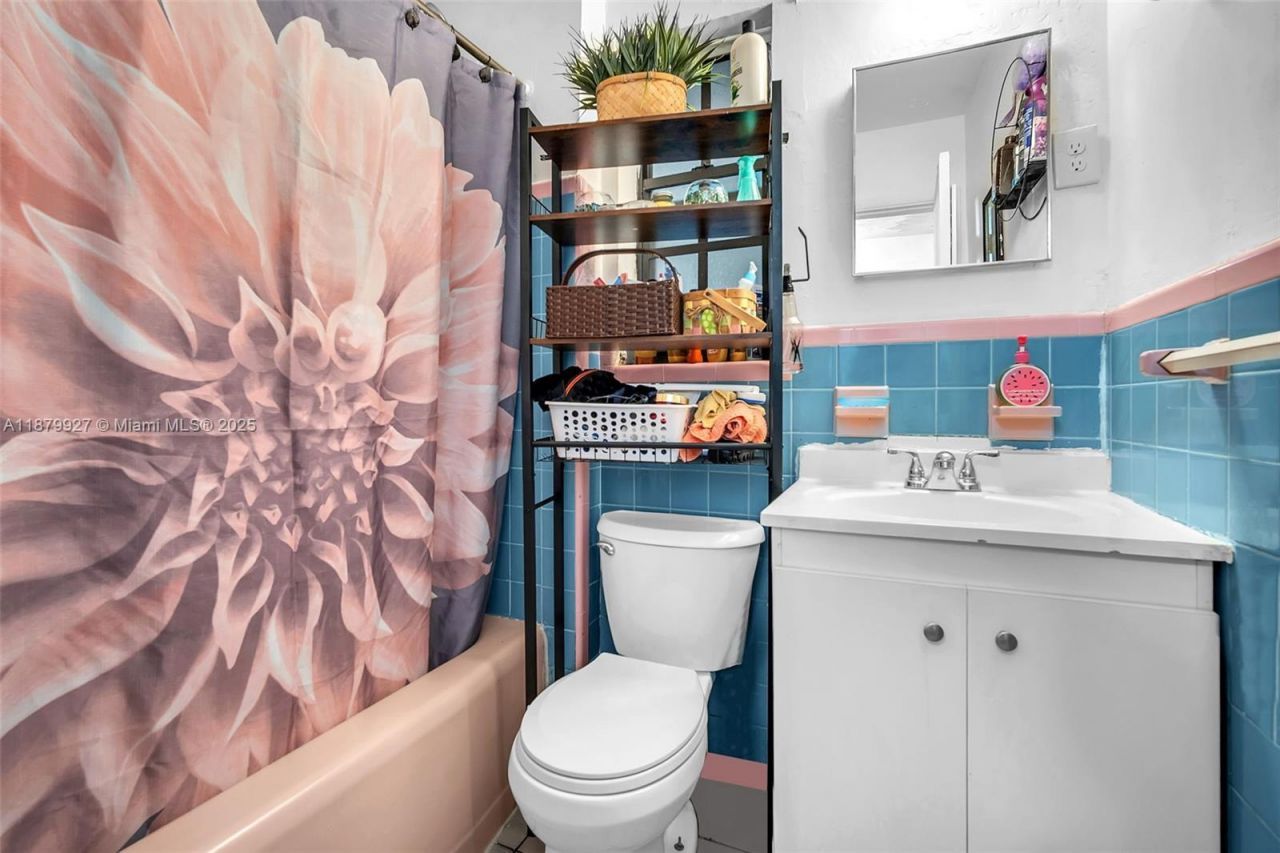 460 NE 132nd St, North Miami, FL 33161 Photo