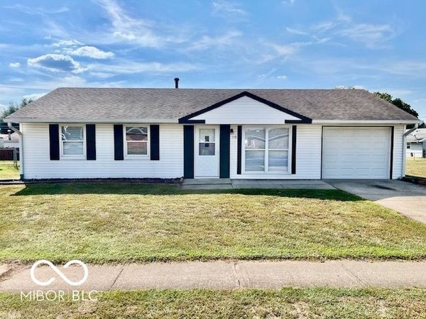 116 Lind Drive, Edinburgh, IN 46124