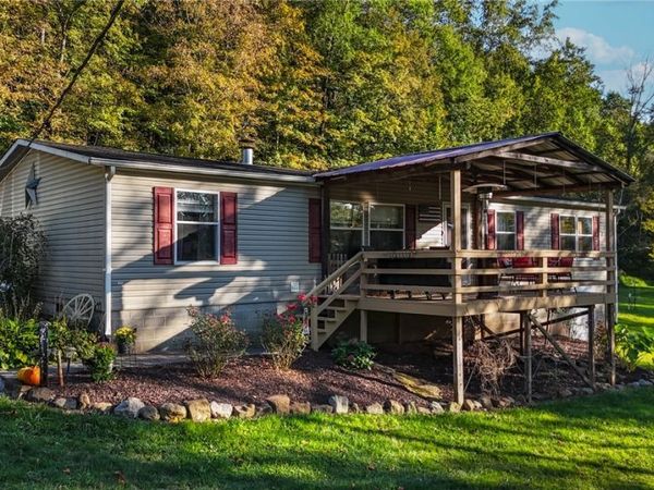 1788 Rosenbush Road, Newport, OH 45768