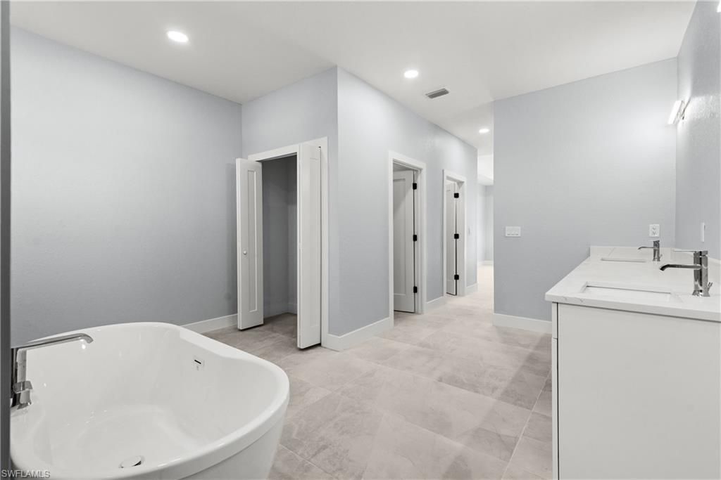 2242 NW 4th St, Cape Coral, FL 33993 Photo