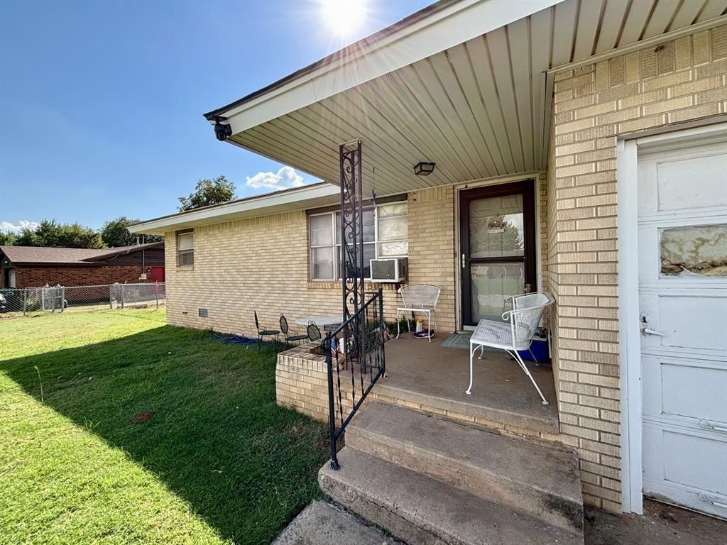 101 Claude Street, Dill City, OK 73641 Main Photo