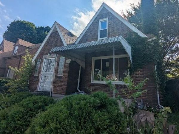 8585 Marlowe Street, Detroit, MI 48228