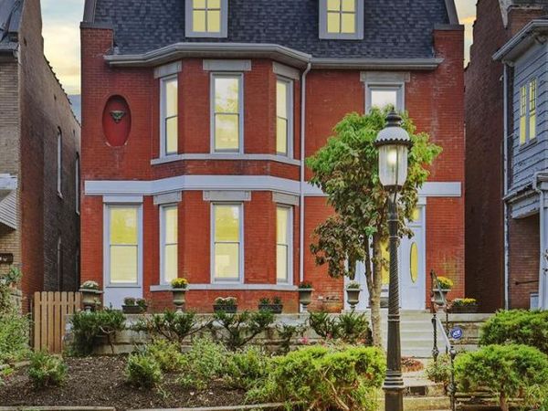 5164 Waterman Boulevard, St Louis, MO 63108