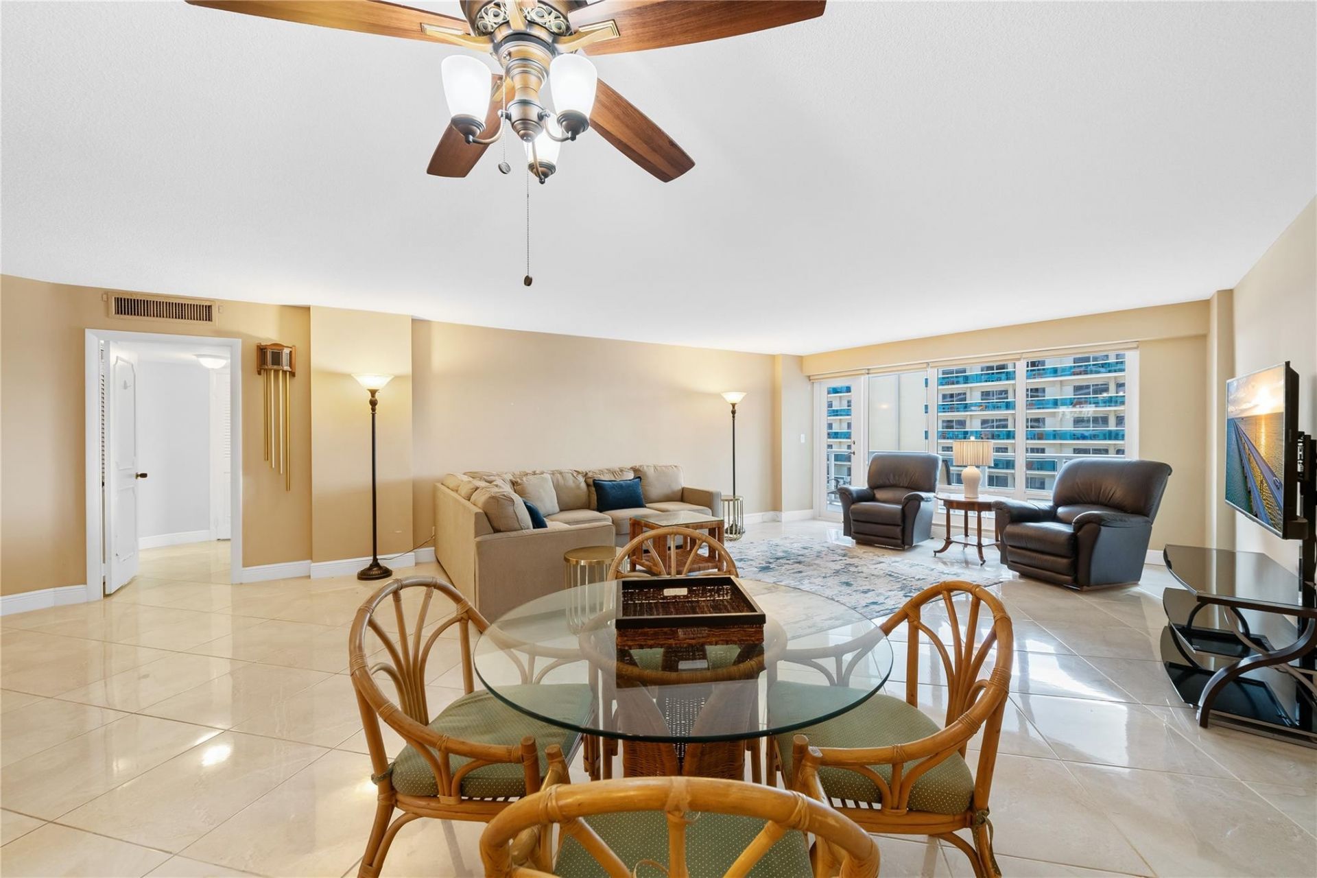 4100 Galt Ocean Drive, Unit 304, Fort Lauderdale, FL 33308 Photo