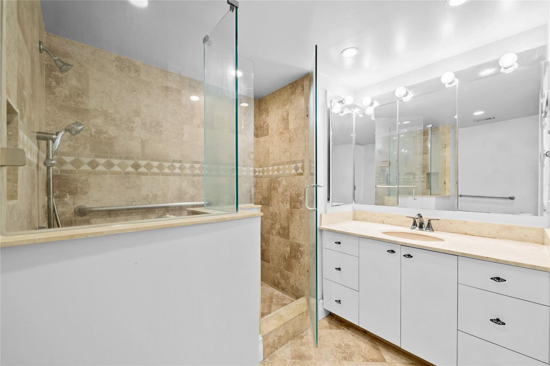 4100 Galt Ocean Drive, Unit 304, Fort Lauderdale, FL 33308 Photo