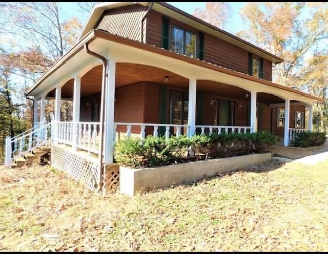 819 Greenfield Dr, Livingston, TN 38570 Main Photo